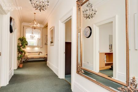 6 bedroom semi-detached house to rent - Photo 2