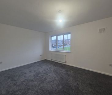 Consort Crescent, Pensnett, Brierley Hill, DY5 - Photo 2