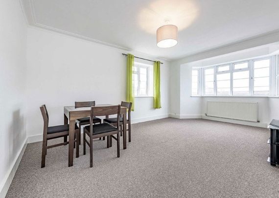 Streatham High Road, SW16 1DN, London - Photo 1