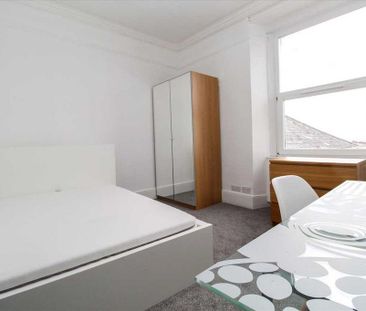 8 bedroom house to rent - Photo 4