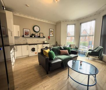 5 bedroom semi-detached house to rent - Photo 1