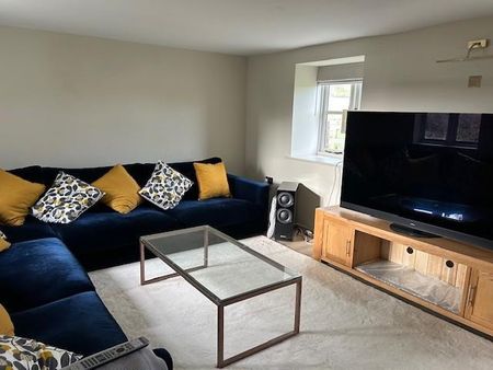 3 bedroom cottage to rent - Photo 2