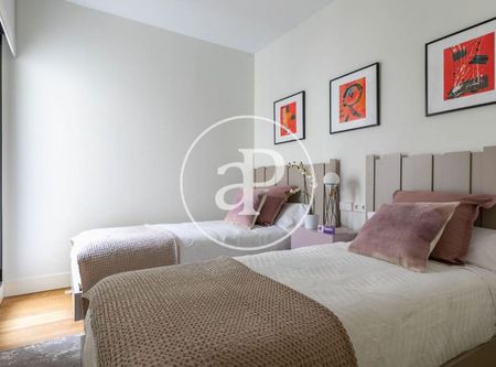 Flat with views for rent in Goya (Madrid) - Photo 2