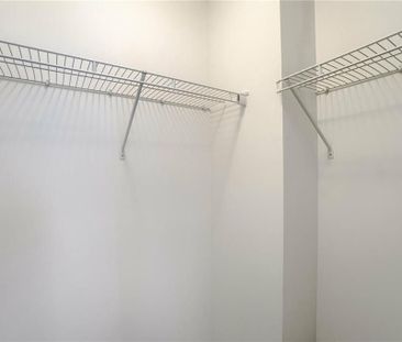 For Lease - 4085 Parkside Village Drive Unit# 1005, Mississauga, On... - Photo 5