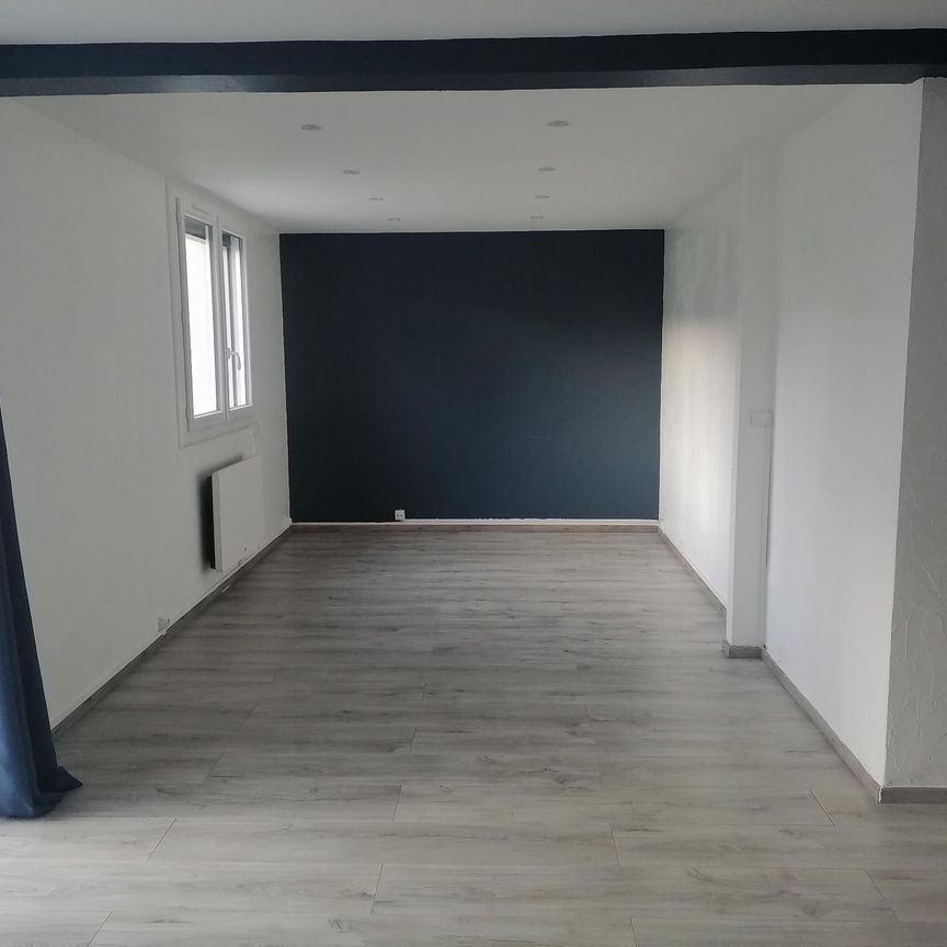 LE MANS FUNAY MAISON T4 90M2 3 CHAMBRES SALLE DE DOUCHE CHAUFFAGE/EAU ELEC GARAGE JARDIN LOGGIA - Photo 1