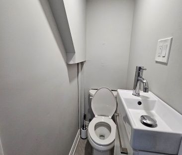 For Lease - 259 Tower Drive Unit# BSMT, Toronto, Ontario - Photo 5