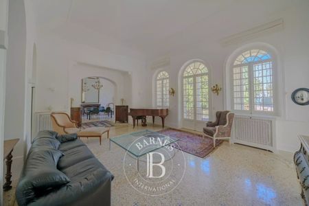 Location - Marseille - 13008 - Demeure de 230 m² - Jardin - Stationnement - Photo 4