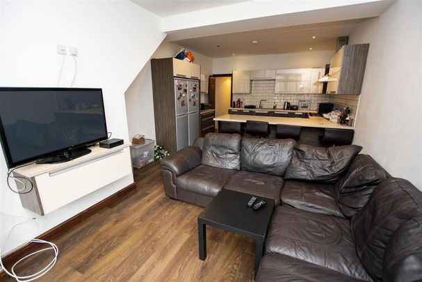 7 bedroom house to rent - Photo 1