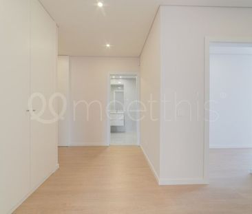 2 room luxury Apartment for rent in Amadora, Lisbon - Photo 4