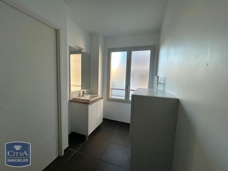 Location Appartement 2 pièces 41m² TOULON 83100 - Photo 5