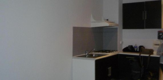 Location Appartement 2 pièces 31m² CLERMONT FERRAND 63100 - Photo 2