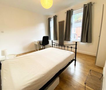 3 bedroom terraced house to rent - Photo 6