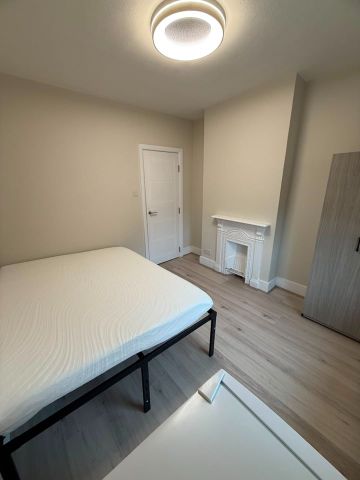 Room in a Shared House, Moffat Road, CR7 - Photo 5