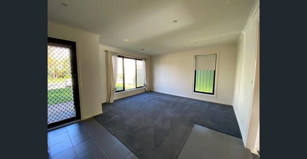 Ideal Family Home in popular Lake Gardens location. - Photo 1