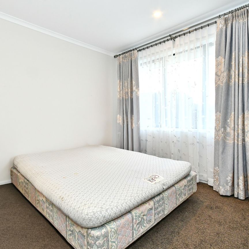 3 Bedroom & Bonus Study! - Photo 1