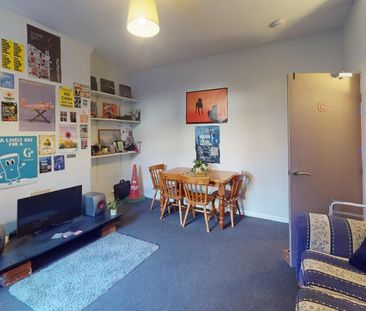 5 bedroom terraced house to rent - Photo 1