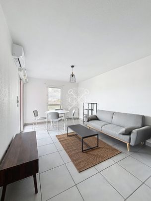 T2 MEUBLE AVEC TERRASSE, STATIONNEMENT, ET PISCINE - Photo 1