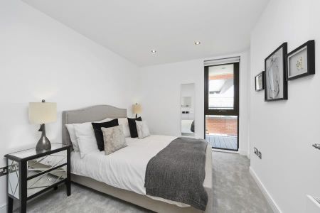 2 bedroom flat to rent - Photo 2