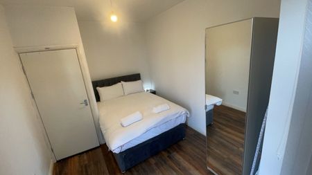 2 Bed Flat, Oval Road, B24 - Photo 3