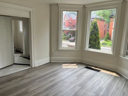 For Lease - 133 Stinson Street Unit# 1, Hamilton, Ontario - Photo 4