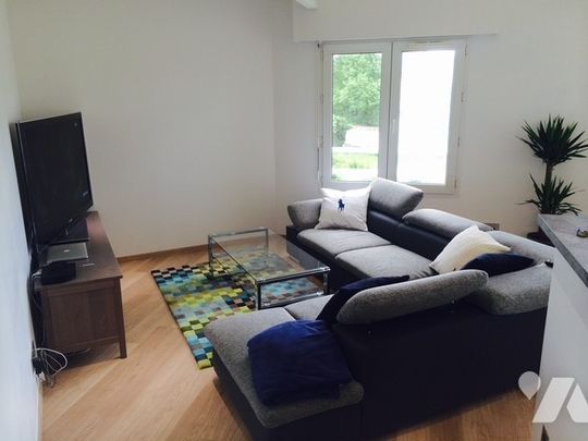 Appartement de type F2, centre ville de Lamorlaye, dans résidence sécurisée, offrant une entrée - Photo 1