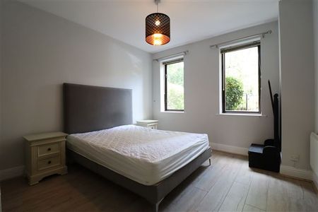 Village Court, Rathfarnham, Dublin 14 - Photo 5