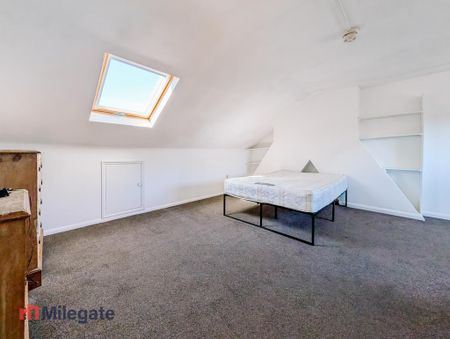 3 bedroom maisonette to rent - Photo 3