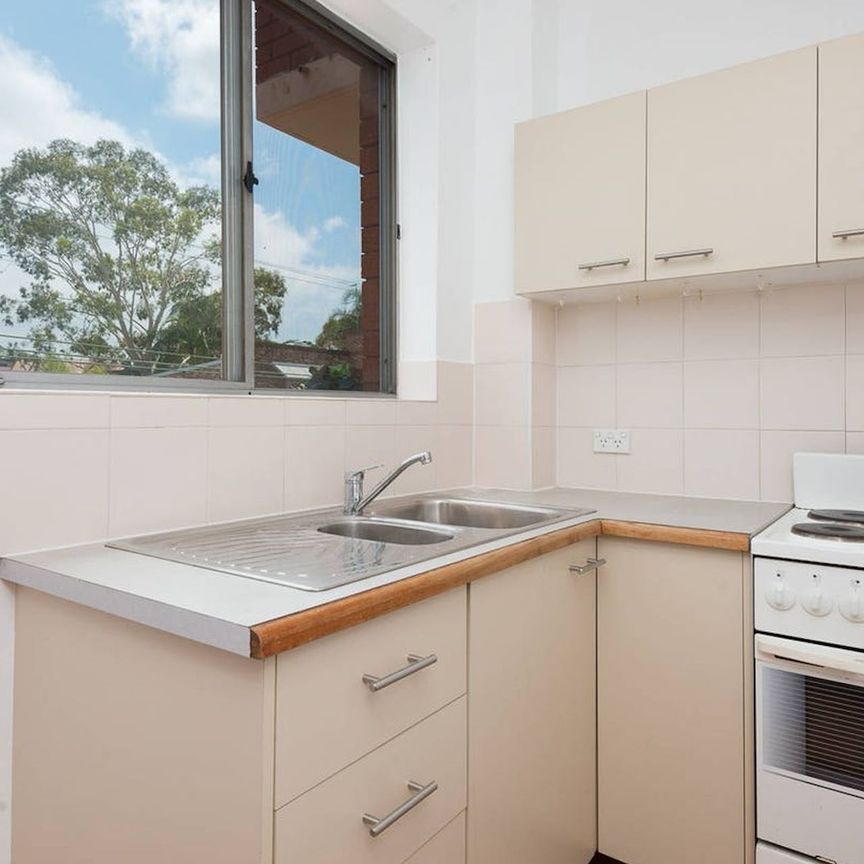 12/115 Flood Street, Leichhardt. - Photo 1