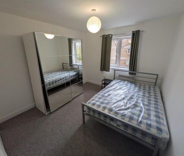 2 bedroom apartment to rent - Photo 5