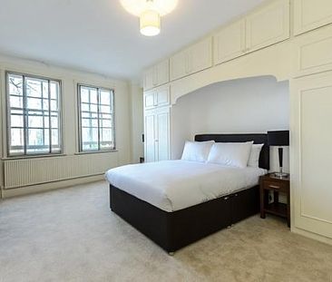 5 Bed - Strathmore Court 143 Park Road, London, Nw8 - Photo 4
