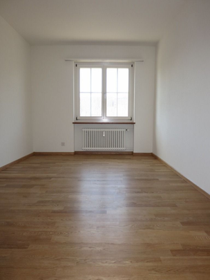 4-Zimmer-Wohnung im Herzen von Therwil - Photo 1