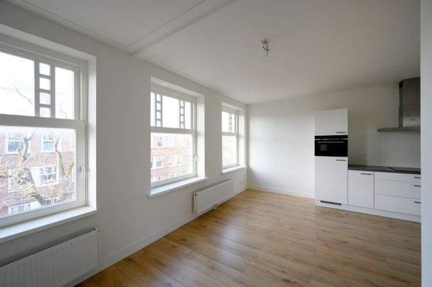 Appartement te huur: Van Spilbergenstraat 134-3 1057 RN Amsterdam - Photo 1