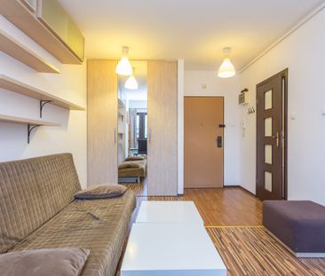 Zobacz Umeblowana kawalerka, idealna lokalizacja 25 m² - Zdjęcie 1