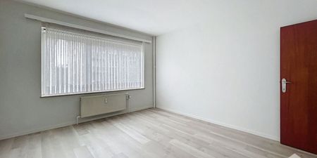 Appartement te huur in Evere voor € 1.100 met 1 slaapkamer - Foto 3