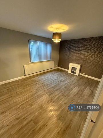 3 bedroom terraced house to rent - Photo 2