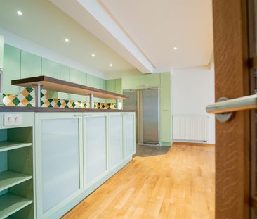 Appartement met drie slaapkamers in Ixelles - Photo 1