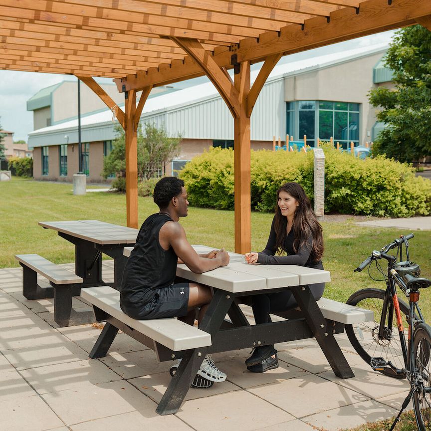 Deschenes Court - Photo 1