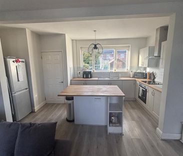 Valley Road, Wirral - Photo 2