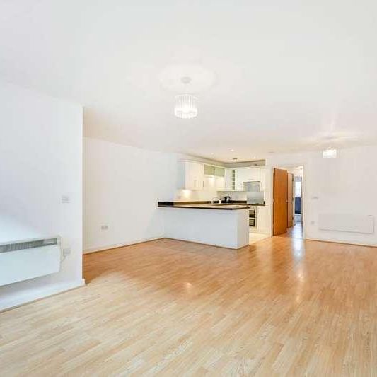 Lanadron Close, Isleworth, TW7 - Photo 1