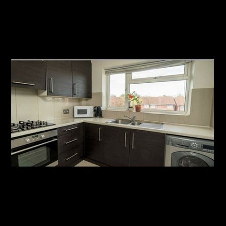 1 Bed Flat, Kenton Road, HA3 - Photo 3