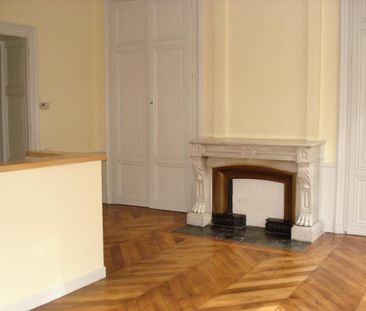 APPARTEMENT T2 BIS A LOUER A AMPLEPUIS - Photo 6