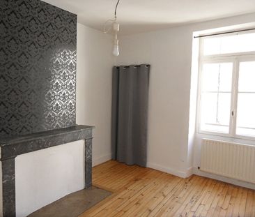 Location Appartement 4 pièces 84m² ST ETIENNE 42000 - Photo 2