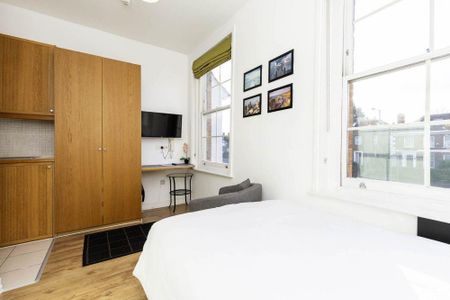 Studio to rent - Photo 2