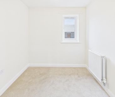 Doyle Road, Yate, Bristol - Photo 2