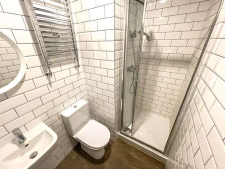 Malvern Road, L6 - Photo 2