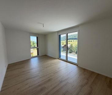 Villeret, magnificent 3.5-room apartment on the 1st floor with terrace and elevator - Photo 3