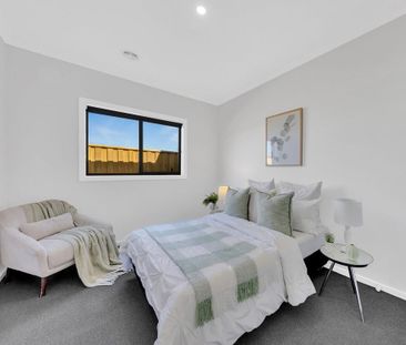 Modern Family Living in the Heart of Fraser Rise! - Photo 6