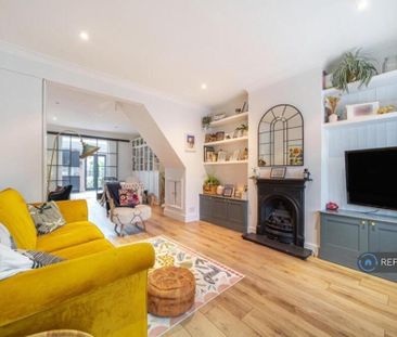 3 bedroom terraced house to rent - Photo 1