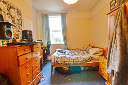 5 bedroom house to rent - Photo 3