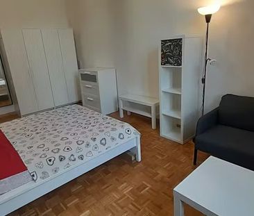 Via Giambattista Lulli, Florence, Tuscany 50144 - Photo 4